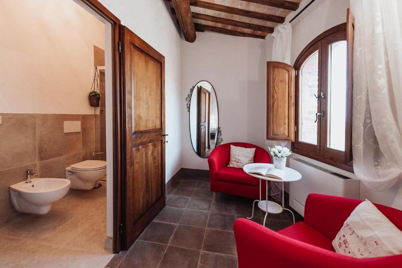 Antica Torre Del Borgo Bed & Breakfast Certaldo Luaran gambar