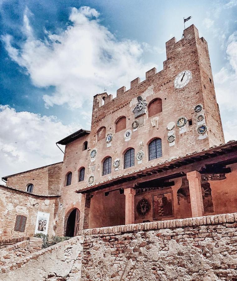 Antica Torre Del Borgo Bed & Breakfast Certaldo Luaran gambar